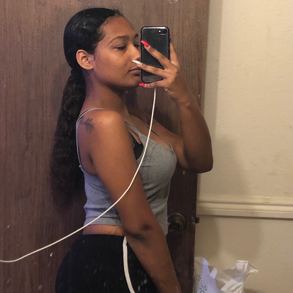 Meet your Posher, Lailani